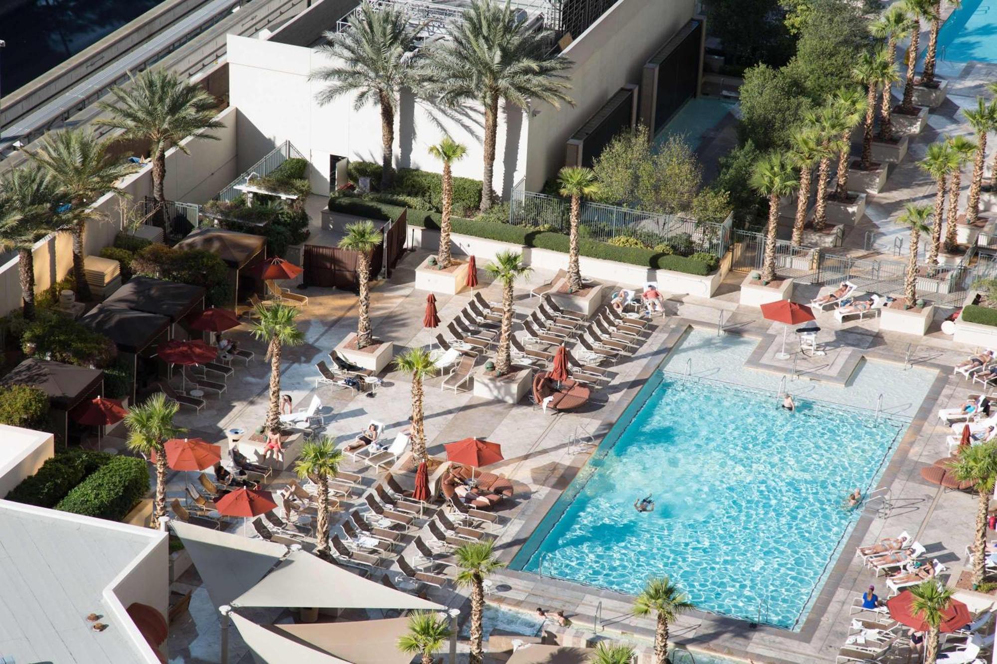 No Fee Strip View + Free Valet + Pool * Las Vegas