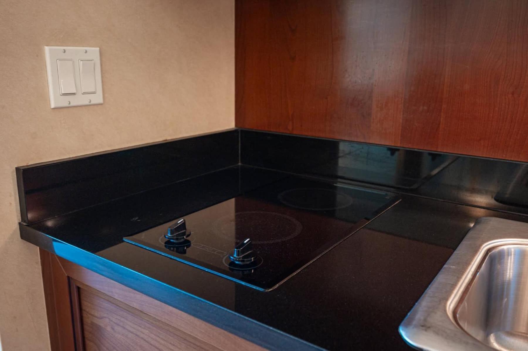 No Fee Strip View Balcony+free Valet+ Pool * Las Vegas
