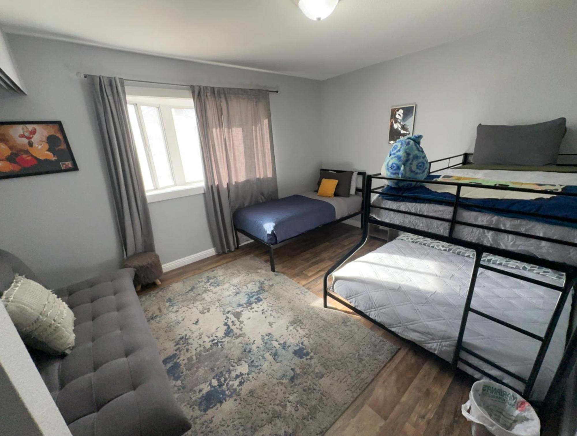 Hébergement de vacances Molino 3 Bedroom 2 Bath With Pool *