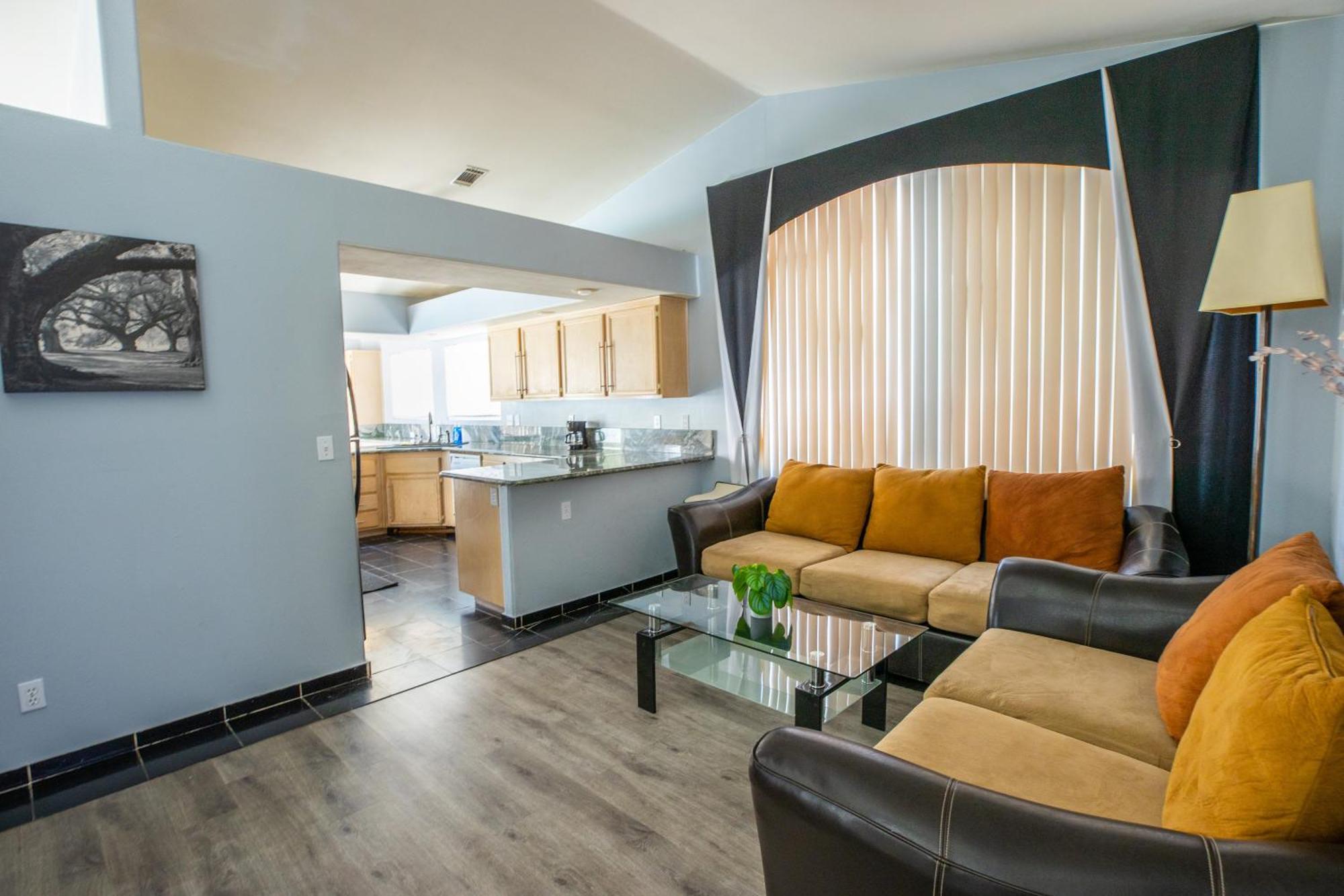 Luxury 1900 Sq Ft House Huge 46 Ft Pool & Hot Casa vacanze Las Vegas
