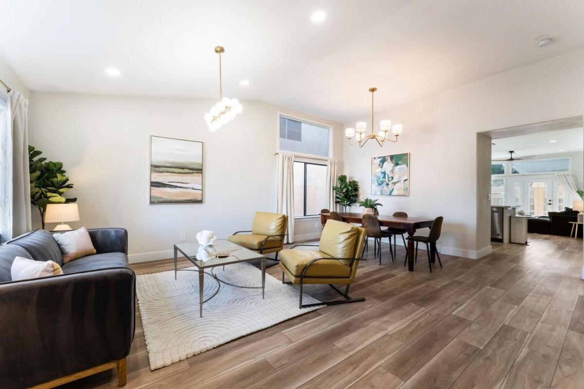 New! Spacious Vegas Oasis W Pool Sauna