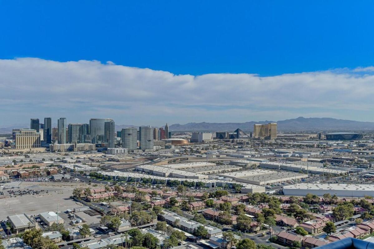 Lindo Cafaro * Las Vegas