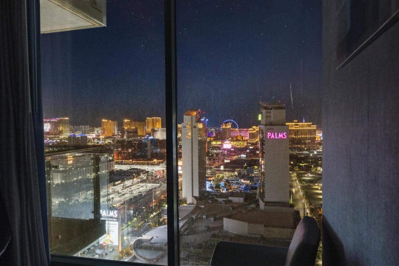 Lindo Cafaro * Las Vegas