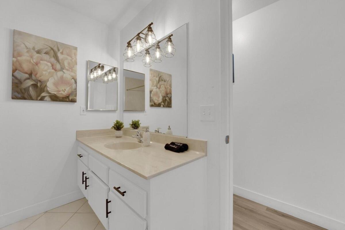Hébergement de vacances Luxury 4br Vegas Retreat With Pool 10 Mins To Strip Las Vegas
