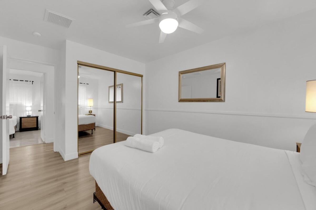 Luxury 4br Vegas Retreat With Pool 10 Mins To Strip