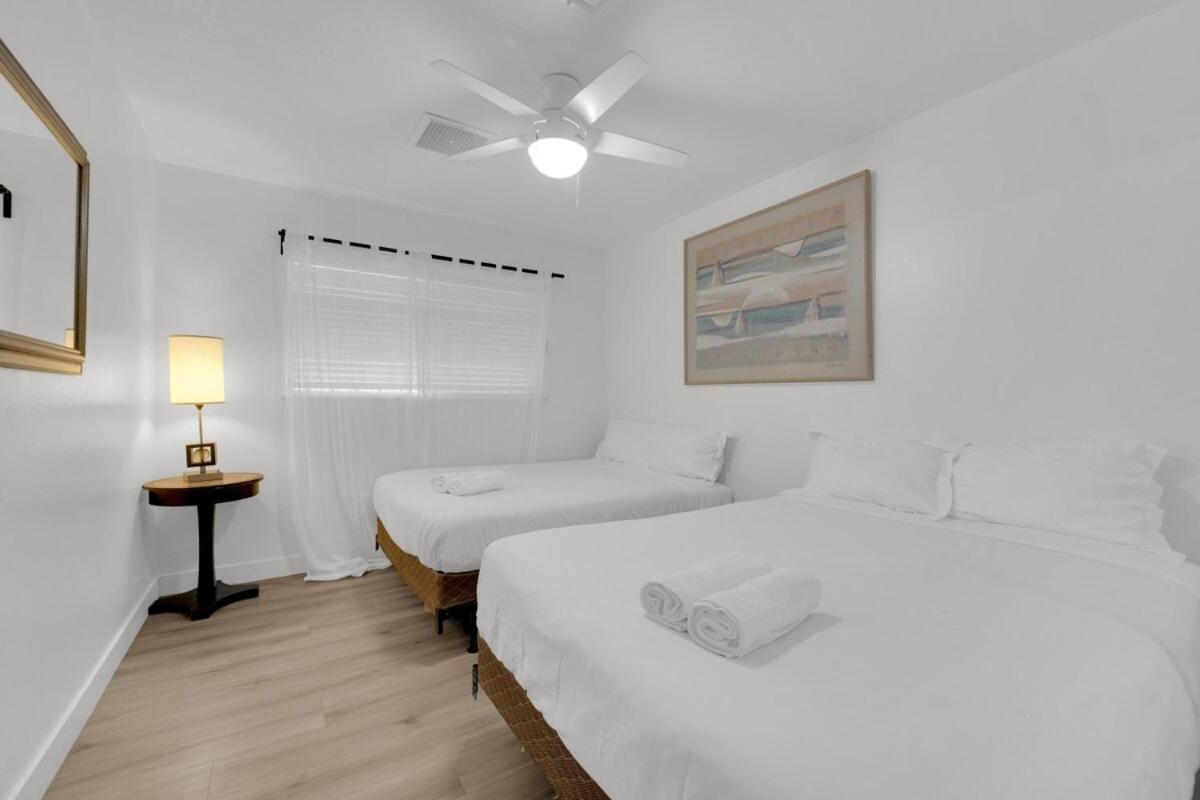 Luxury 4br Vegas Retreat With Pool 10 Mins To Strip * Las Vegas