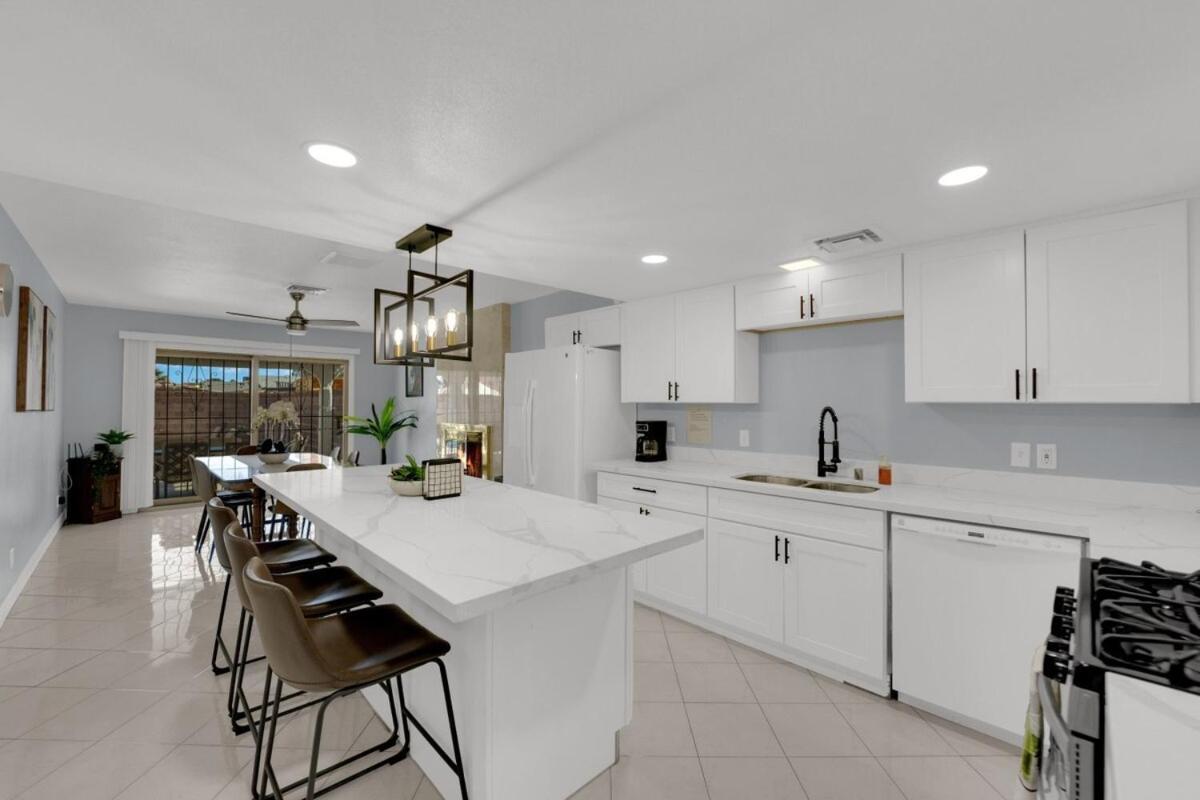 Hébergement de vacances Luxury 4br Vegas Retreat With Pool 10 Mins To Strip