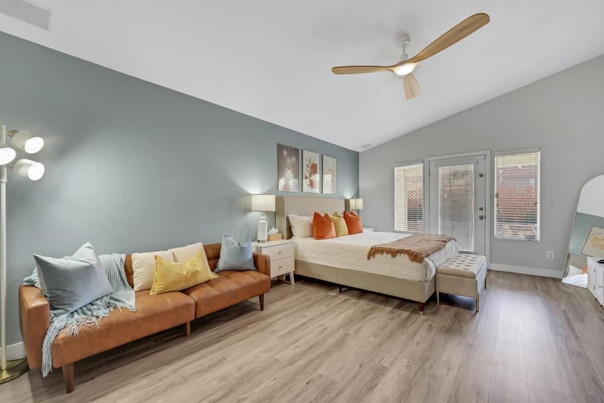 Newly Remodel 4br With Gameroom And Free Heated Great For Family * Las Vegas