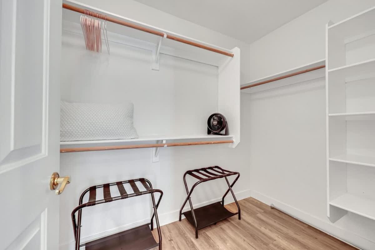 Newly Remodel 4br With Gameroom And Free Heated Great For Family *