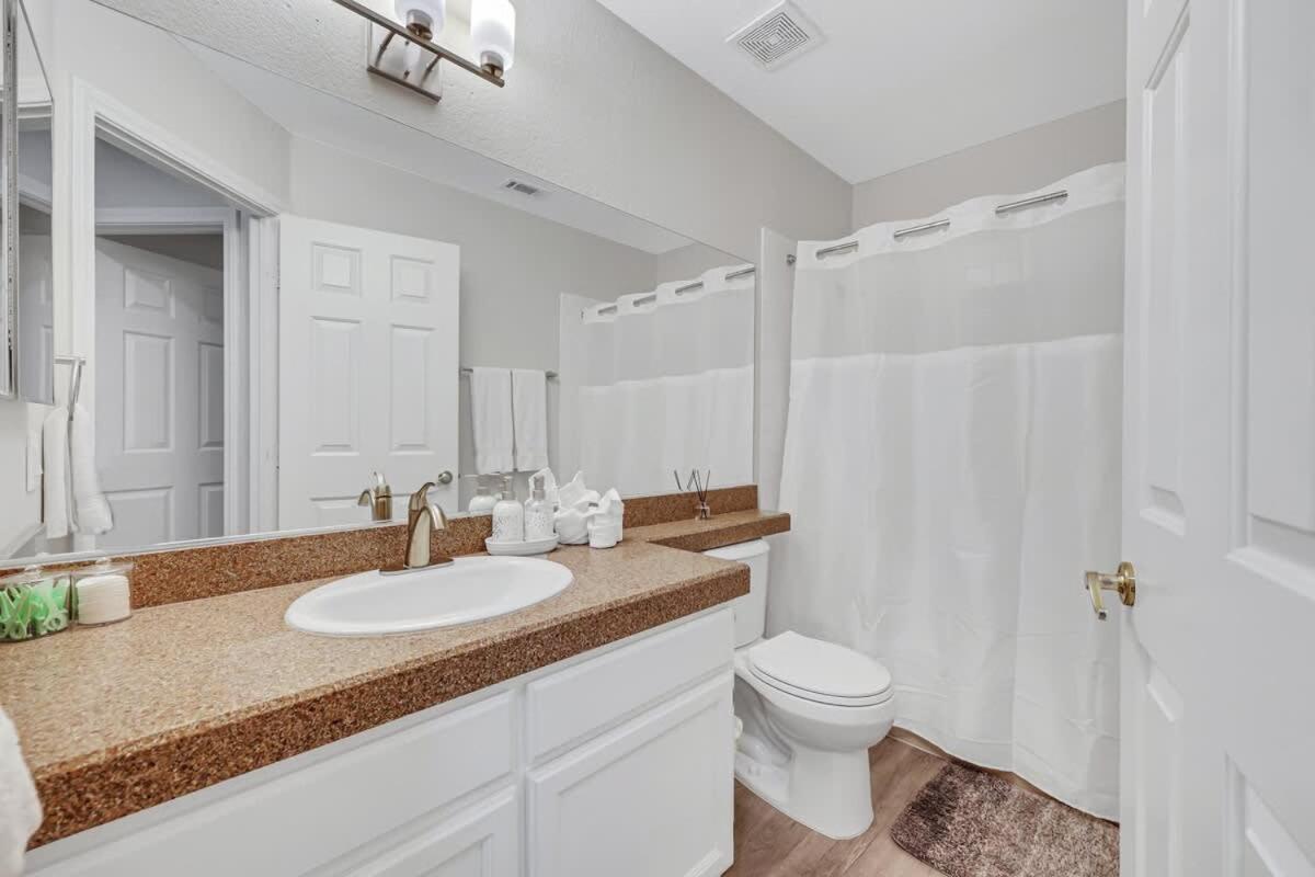 Newly Remodel 4br With Gameroom And Free Heated Great For Family * Las Vegas