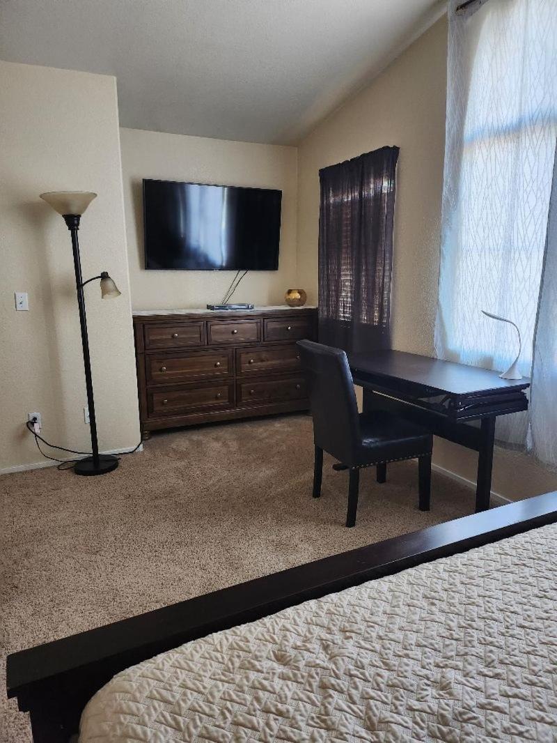 Near Airport, Strip And Raiders Stadium * Las Vegas