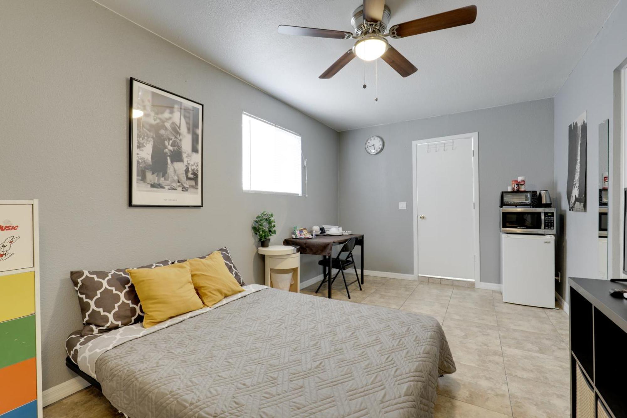 North Vegas Hideaway With Grill Less Than 10 Mi To Strip Vakantiehuis *