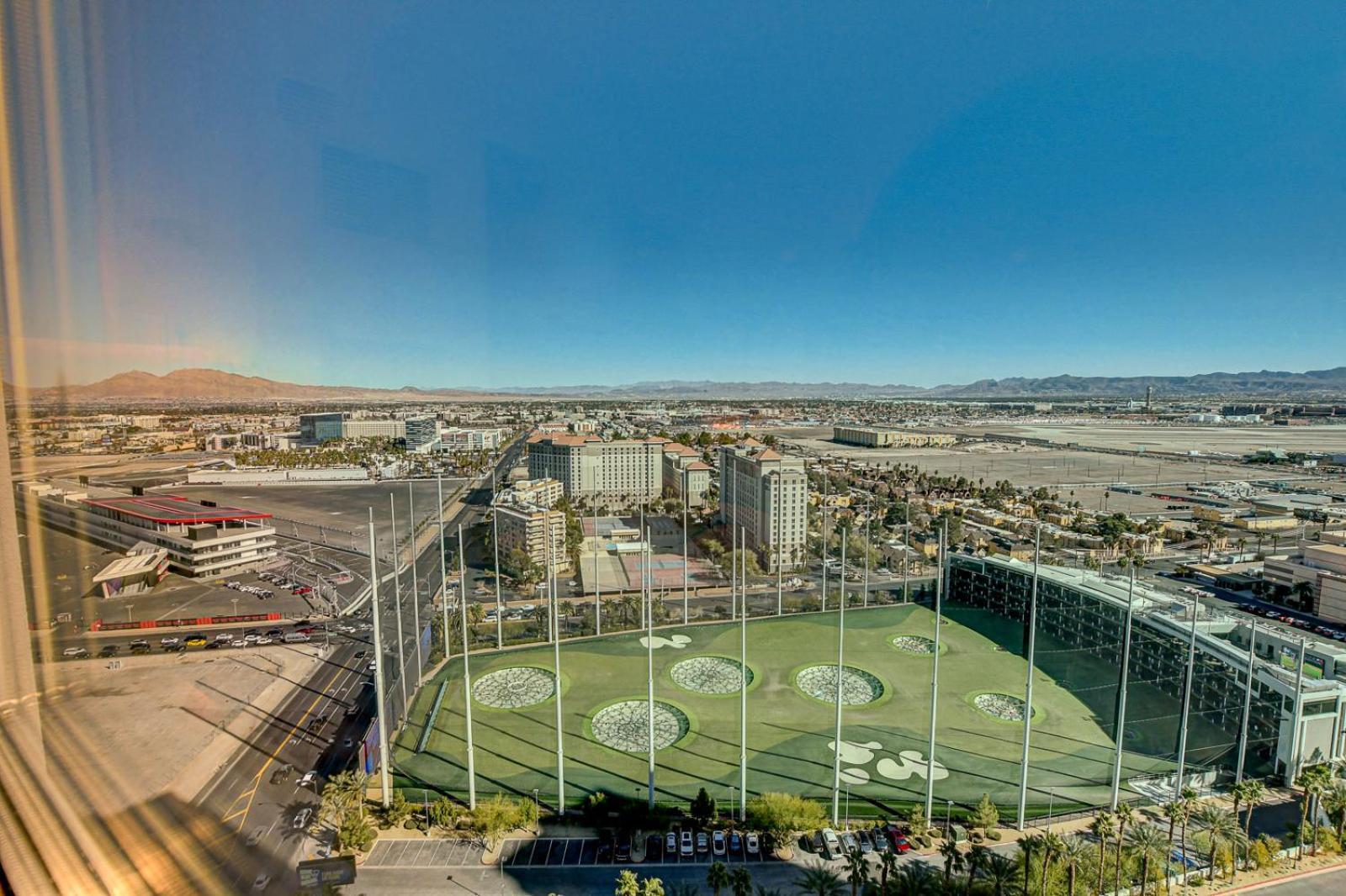 The Rose At Mgm Signature Tower 3 *