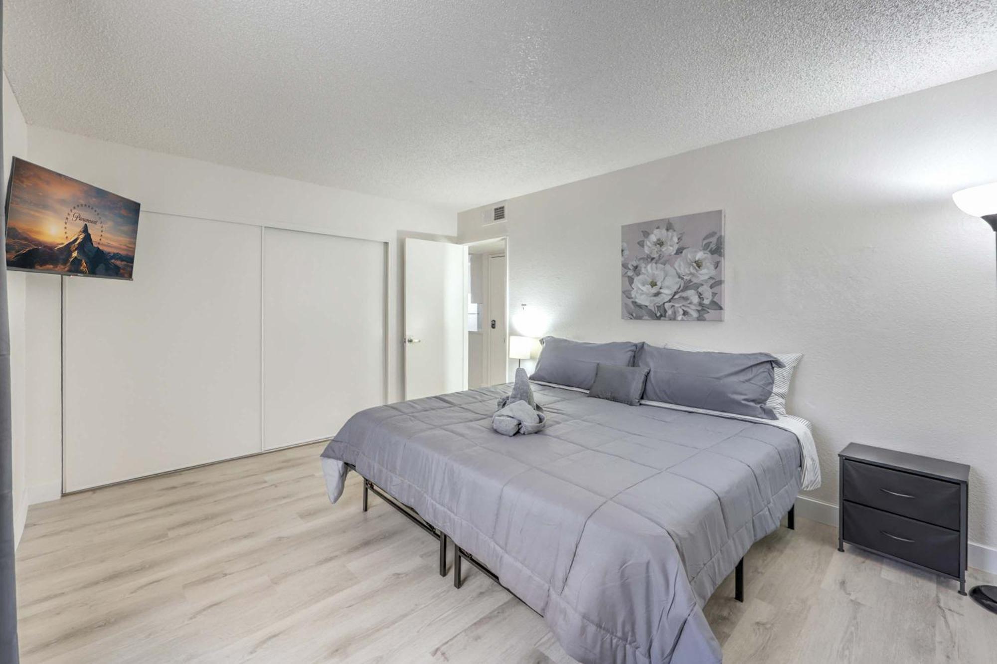 Holiday home Modern Comfort Near Vegas Attractions! Sleeps 6! Las Vegas
