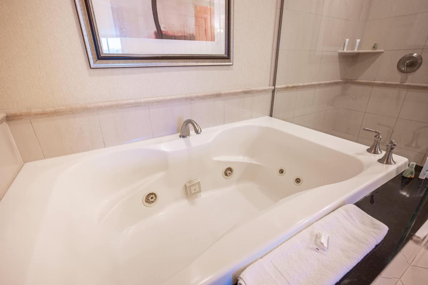 No Fee Strip View &free Valet &pool Las Vegas