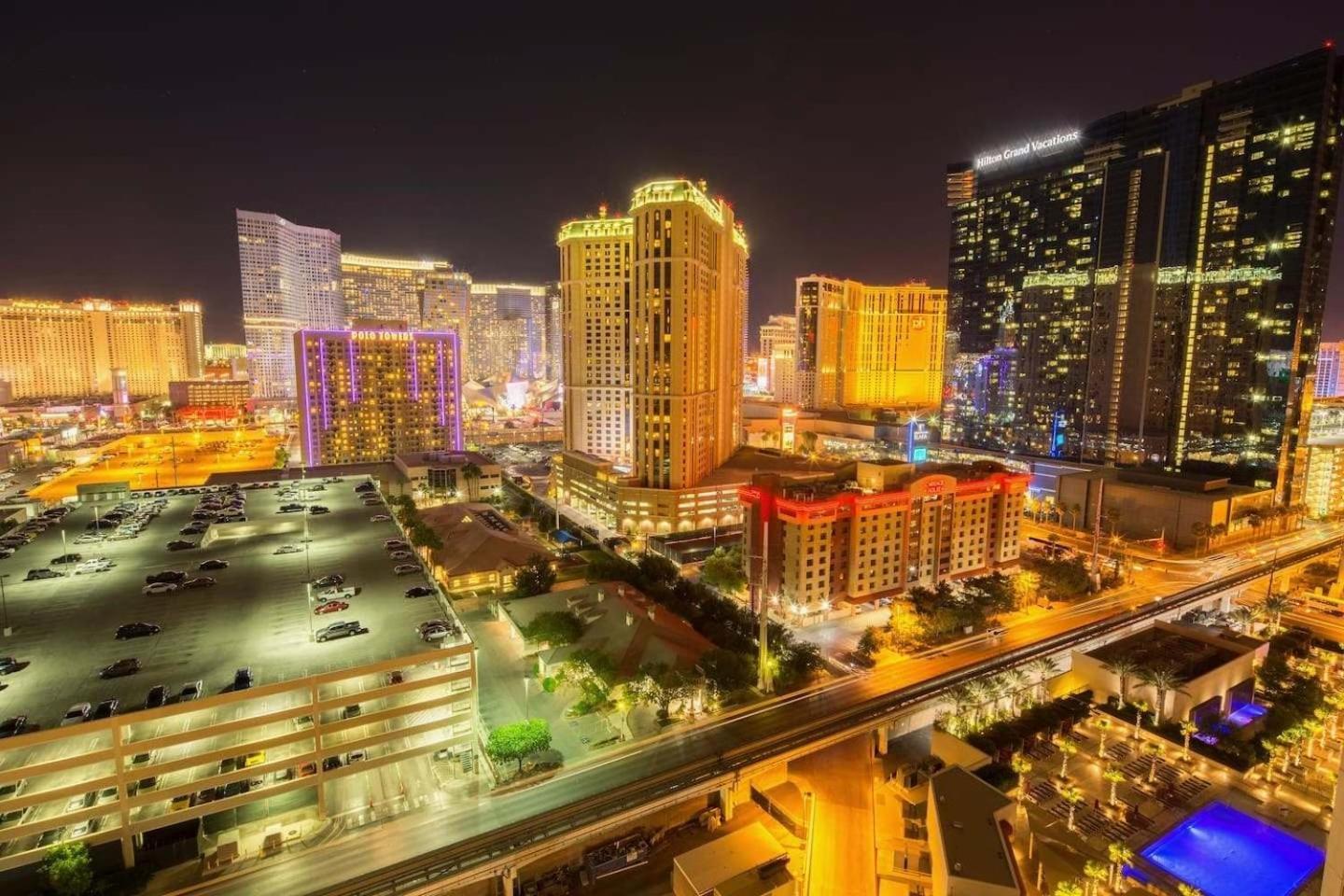No Fee Strip View &free Valet &pool