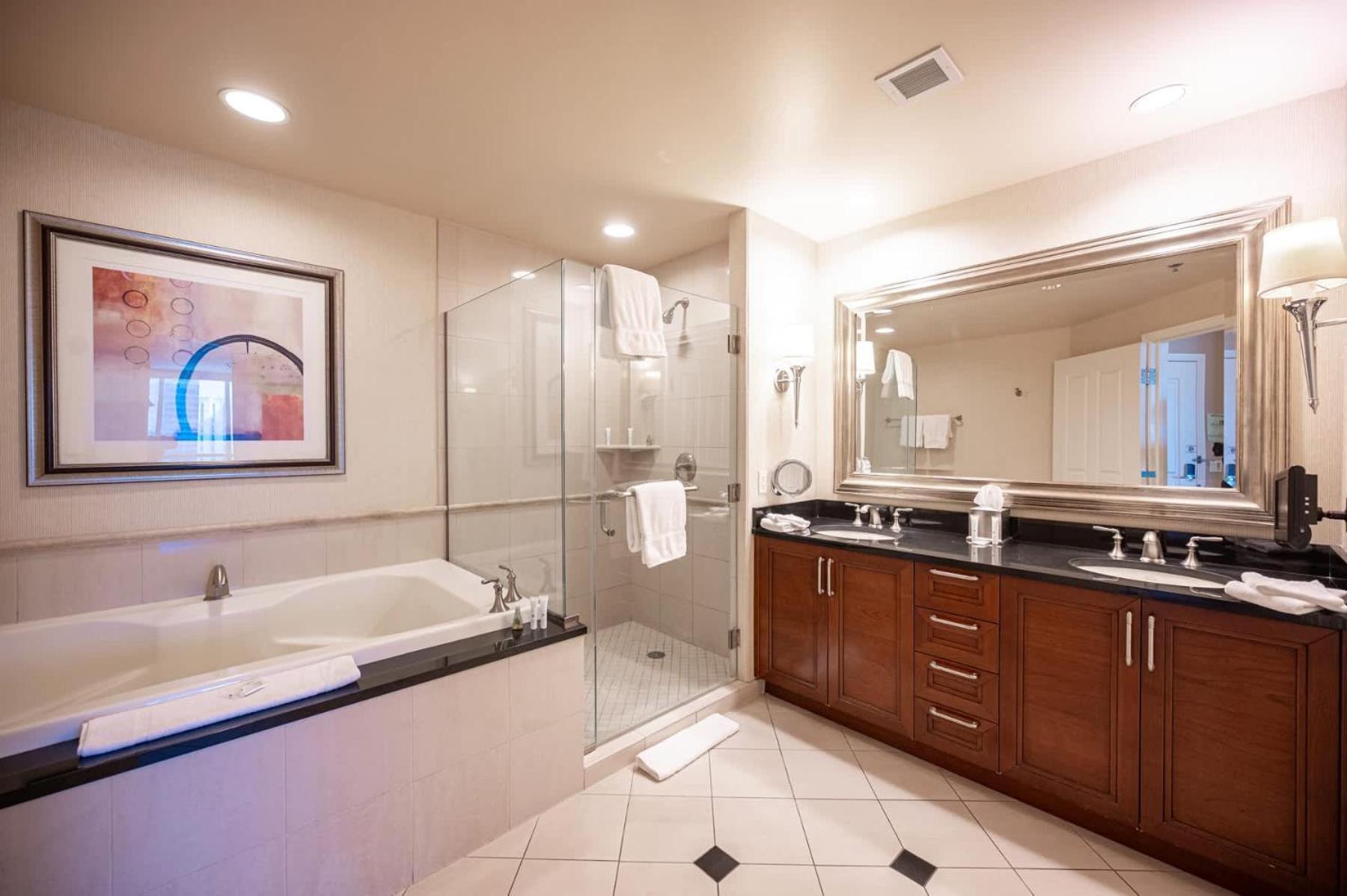 No Fee Strip View &free Valet &pool *