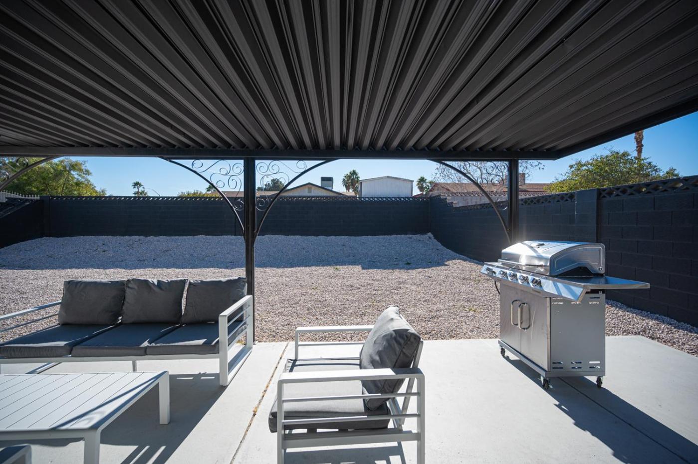 Holiday home Luxury Retreat The Vegas Edition *
