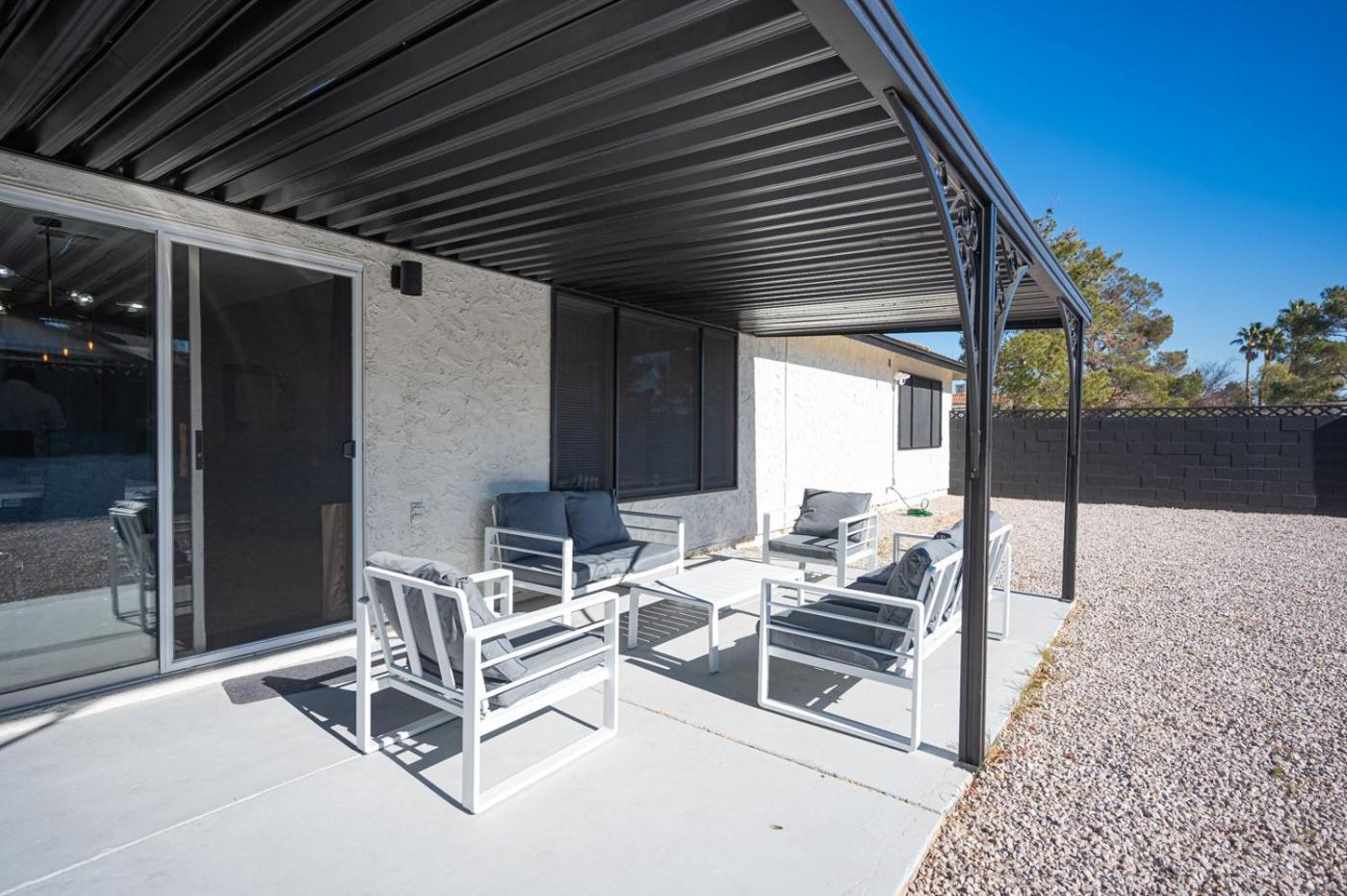 Holiday home Luxury Retreat The Vegas Edition