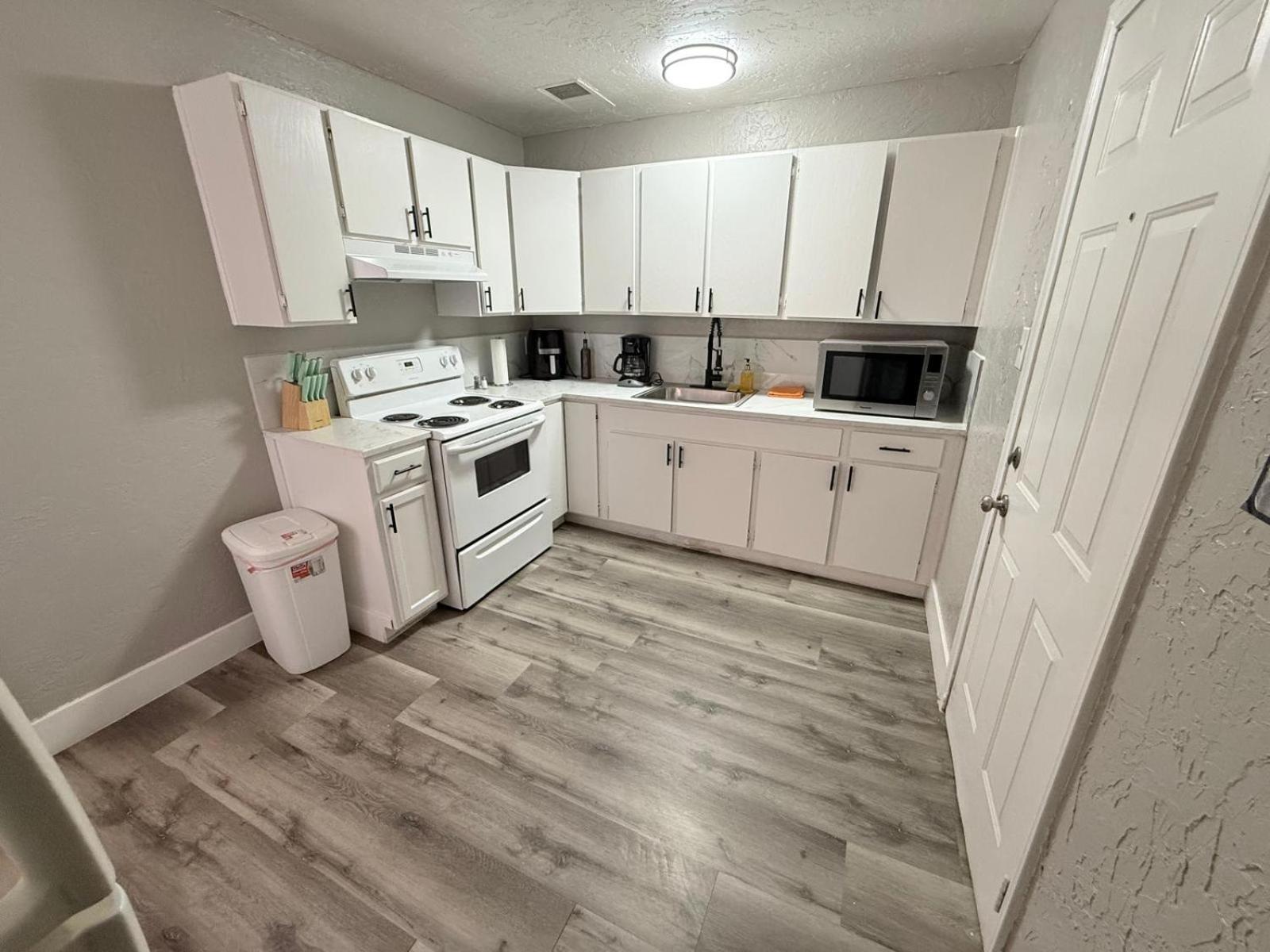 Sparkly Good Place In Downtown Apartment Las Vegas