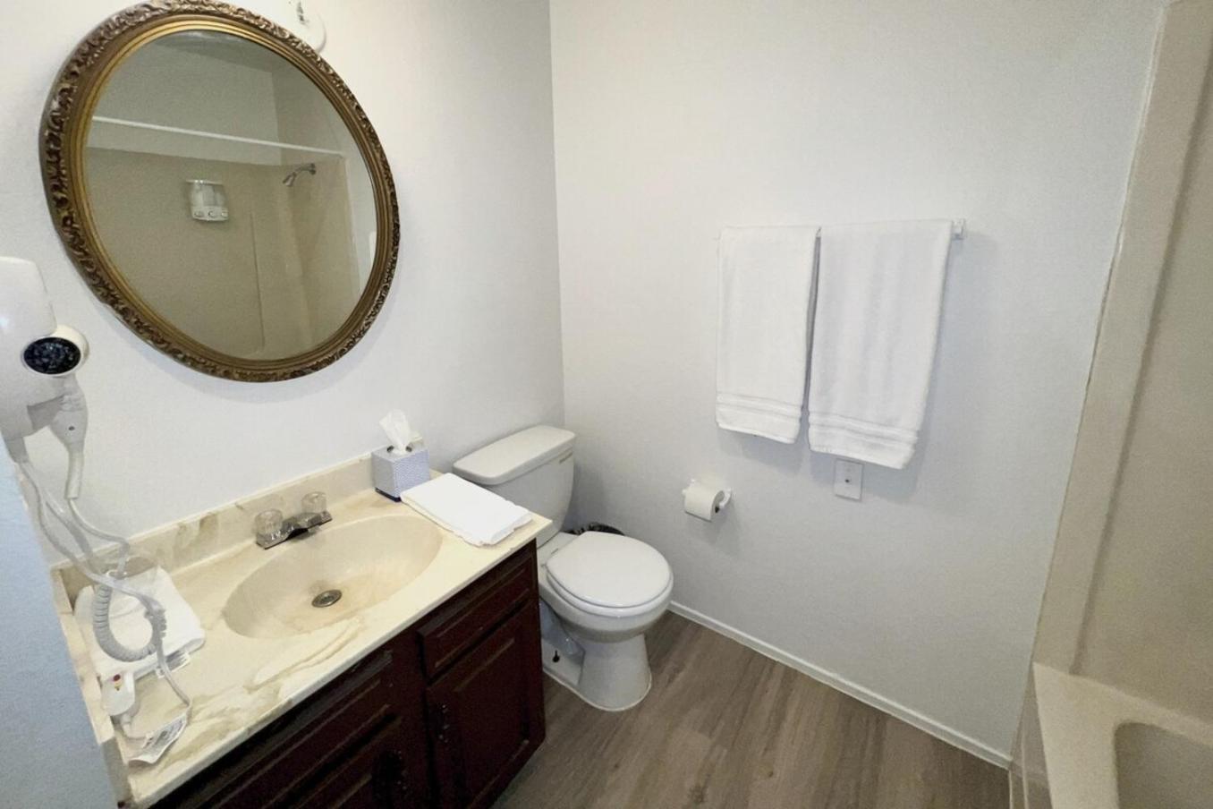 2 To 6 Bedroom Walk To Strip Mgm Casino Shop Club * Las Vegas
