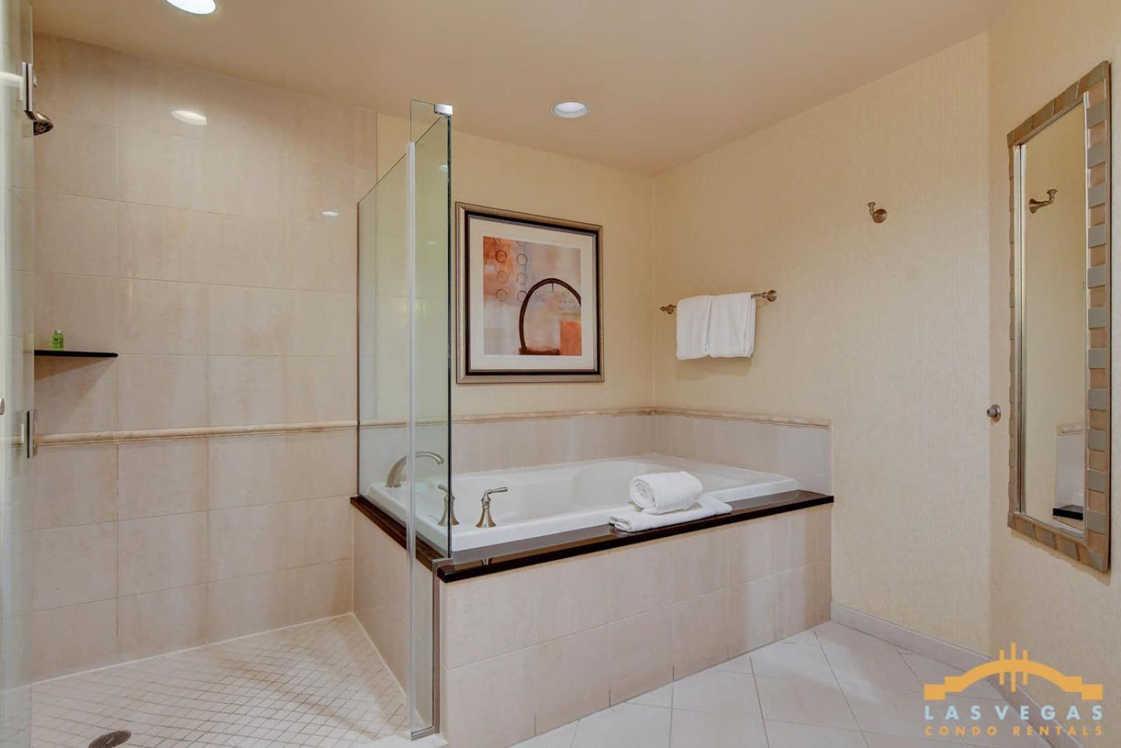 Сasa de vacaciones Mgm Signature-06-606 Jacuzzi