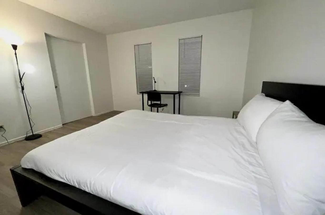 Holiday home 2 To 6 Bedroom Walk To Strip Mgm Casino Shop Club Las Vegas