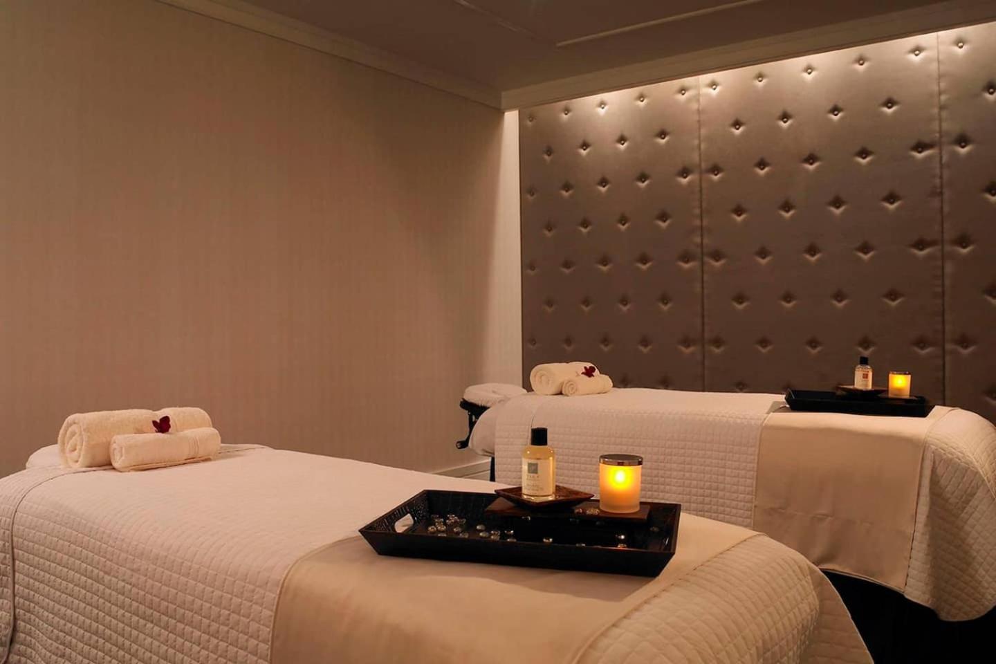 Five Star Trump No And Cleaning Fees Las Vegas
