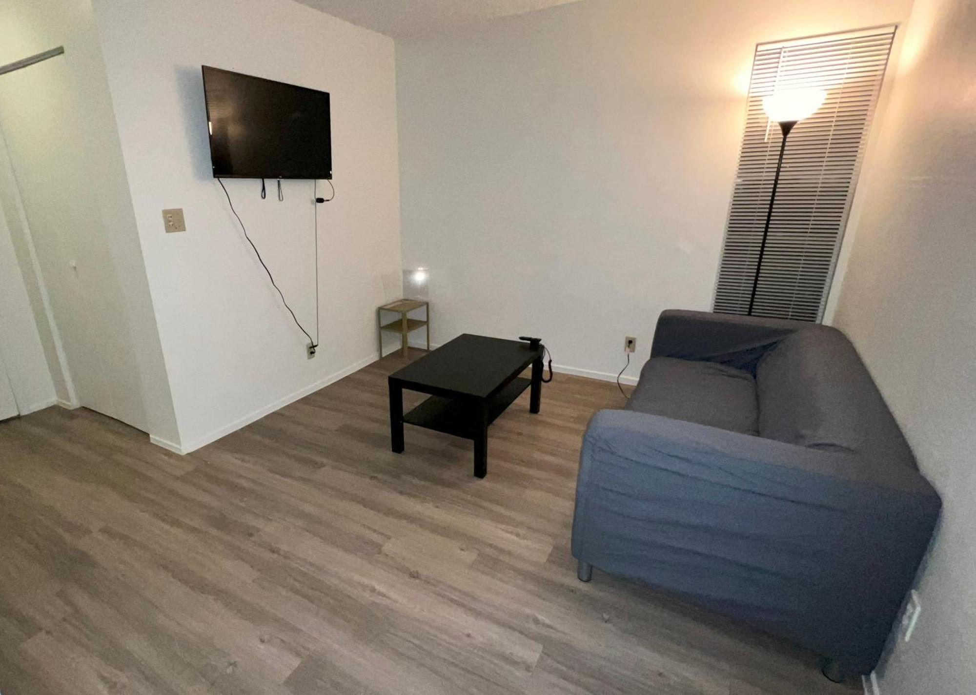Holiday home 2 To 6 Bedroom Walk To Strip Mgm Casino Shop Club