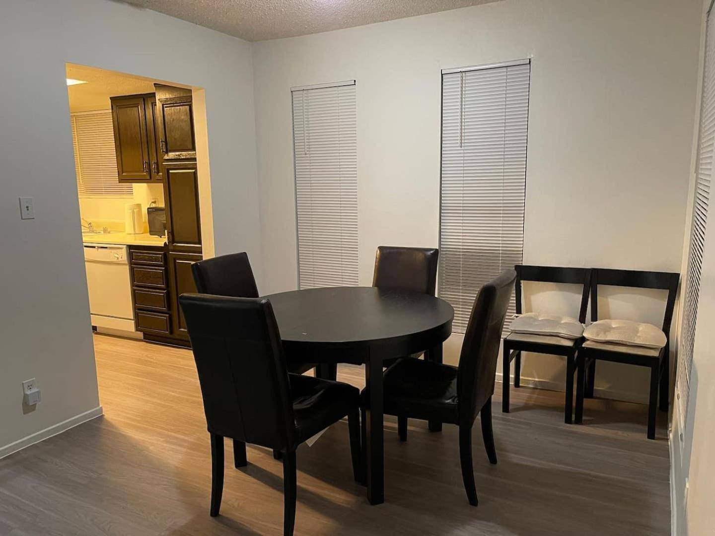2 To 6 Bedroom Walk To Strip Mgm Casino Shop Club *