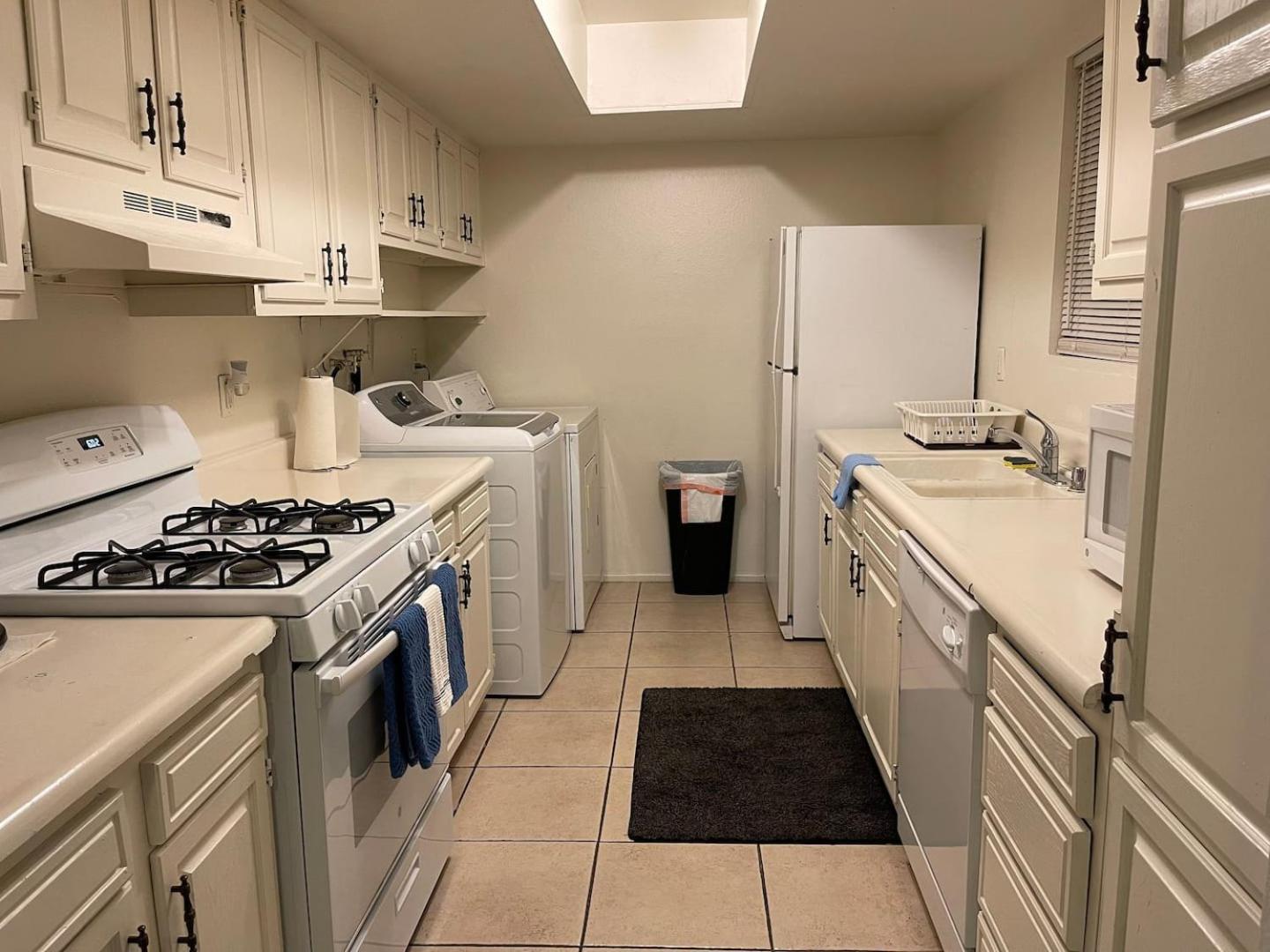 2 To 6 Bedroom Walk To Strip Mgm Casino Shop Club