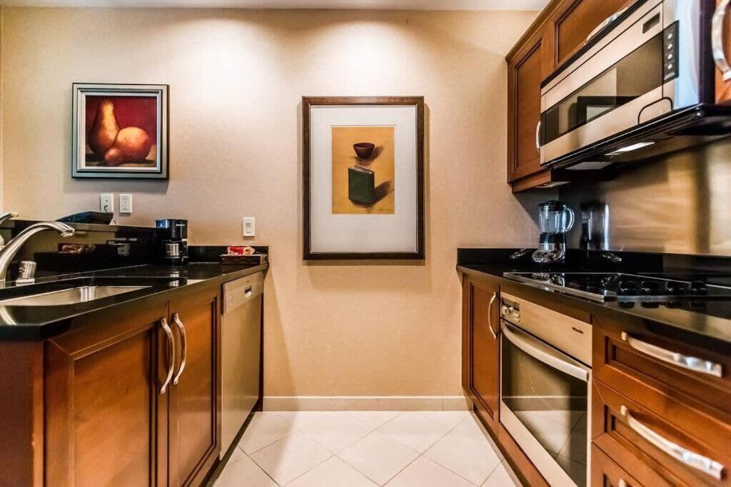 Stunning Mgm 1br W Airport & Mountain Views 10802 Las Vegas