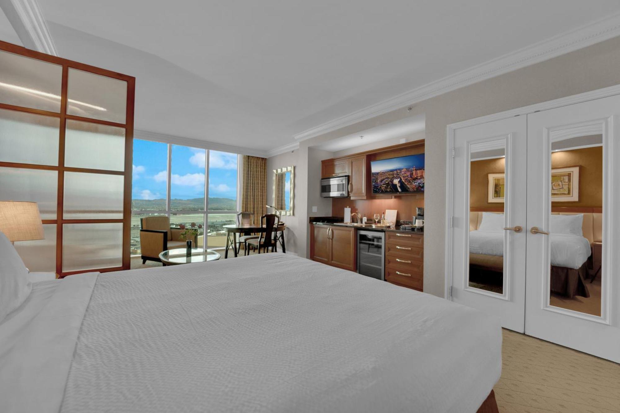 Aurora Haven Mgm *