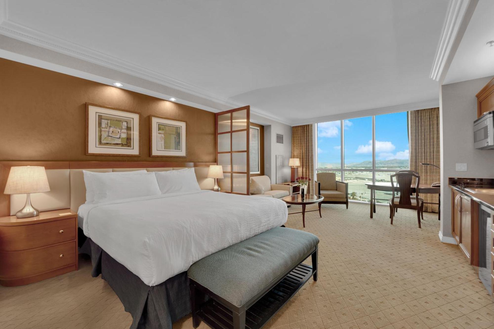 Aurora Haven Mgm *