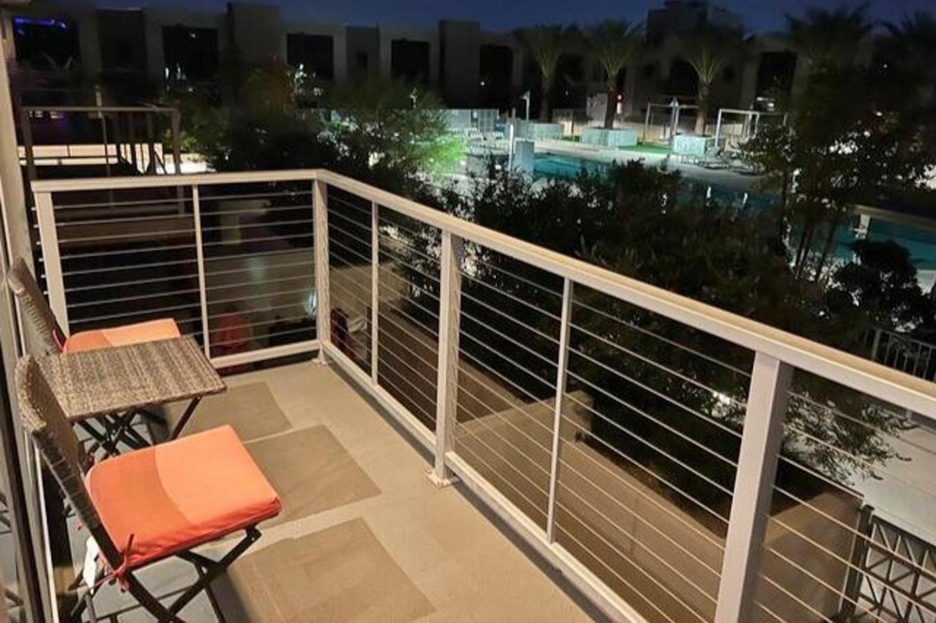 Balcony Luxury High Rise Downtown Fremont Casinos Holiday home *