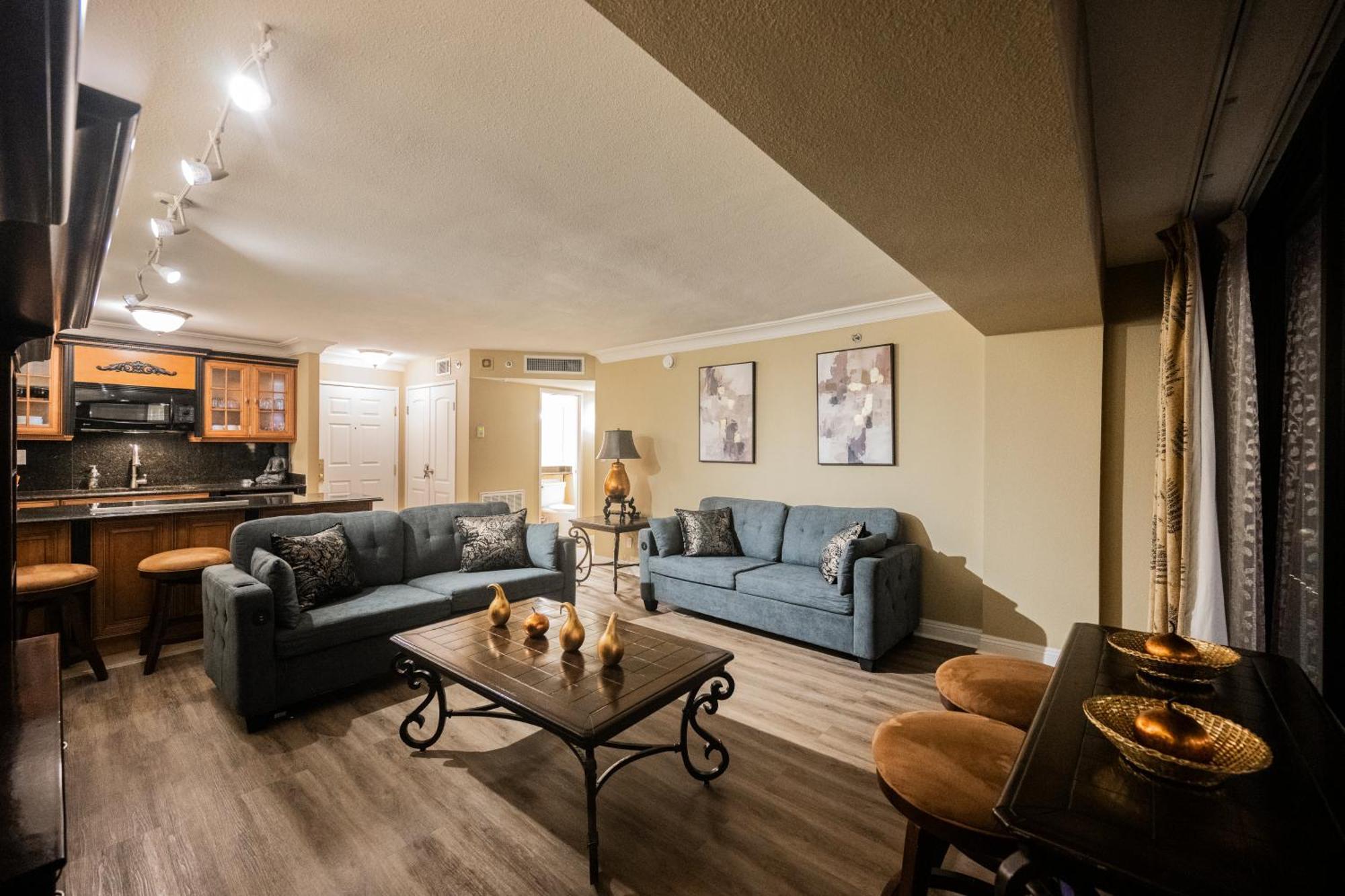 Stripviewsuites At Jockey Club Apartahotel Las Vegas