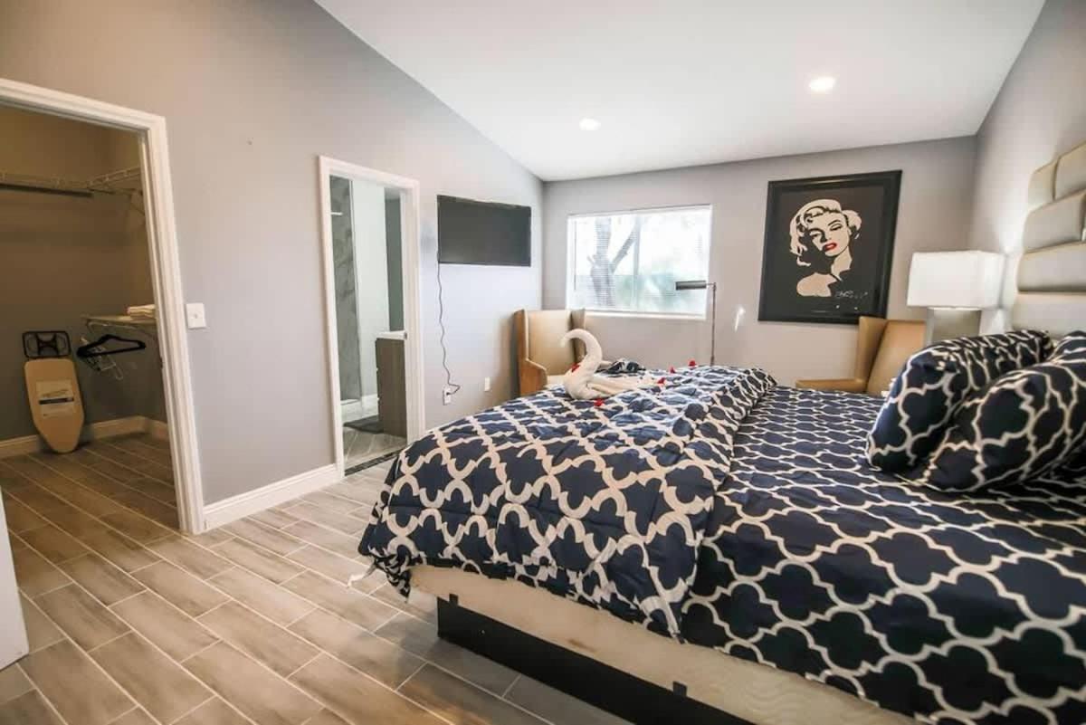 Holiday home Spacious Stylish And Convenient