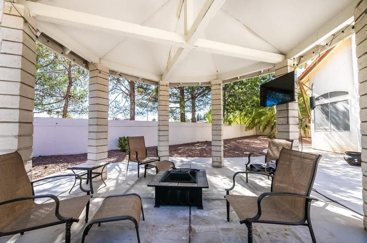 Holiday home Luxury Redefined Indoor Comfort Outdoor Bliss Las Vegas