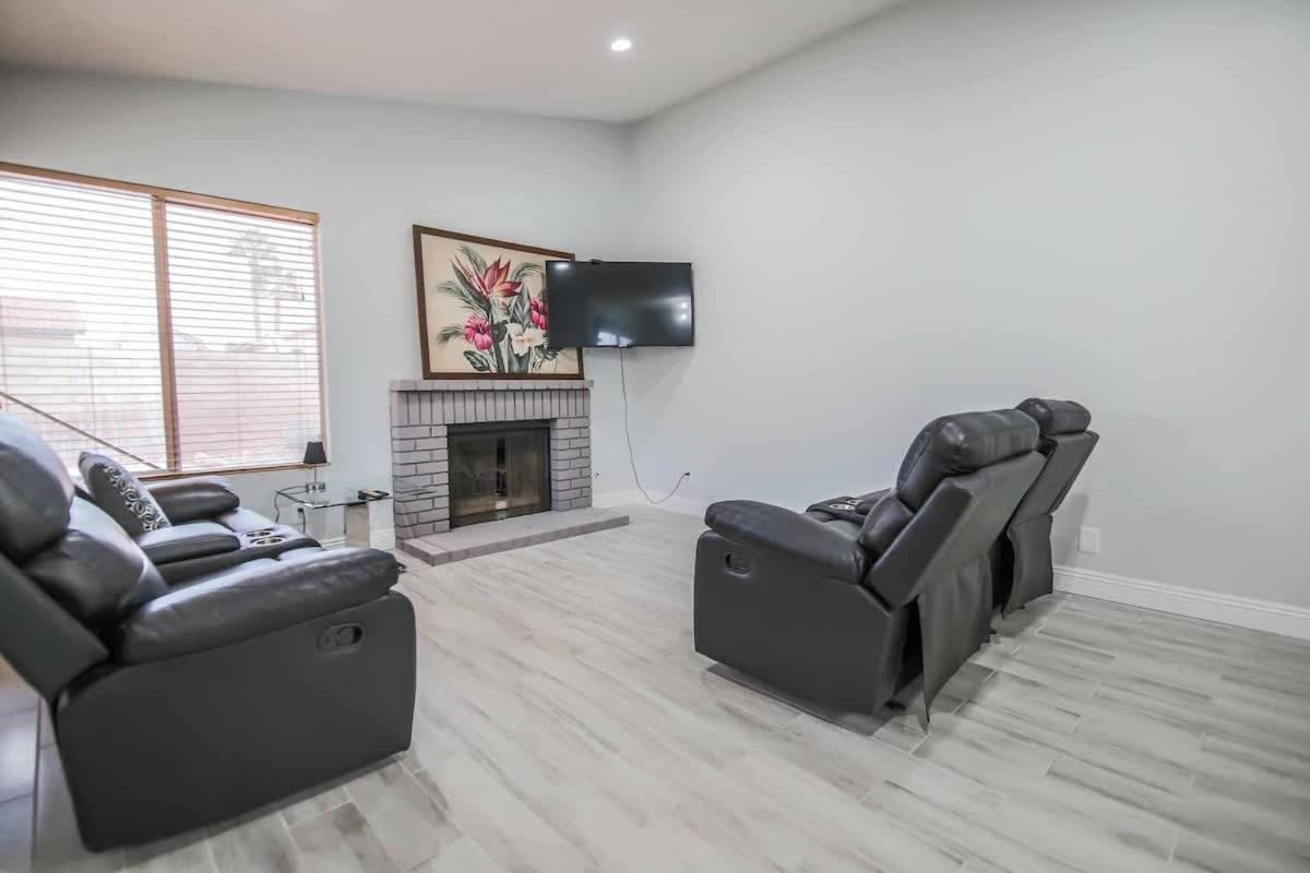 Vegas Vibes Your Perfect Escape Enjoyithere Villa Las Vegas