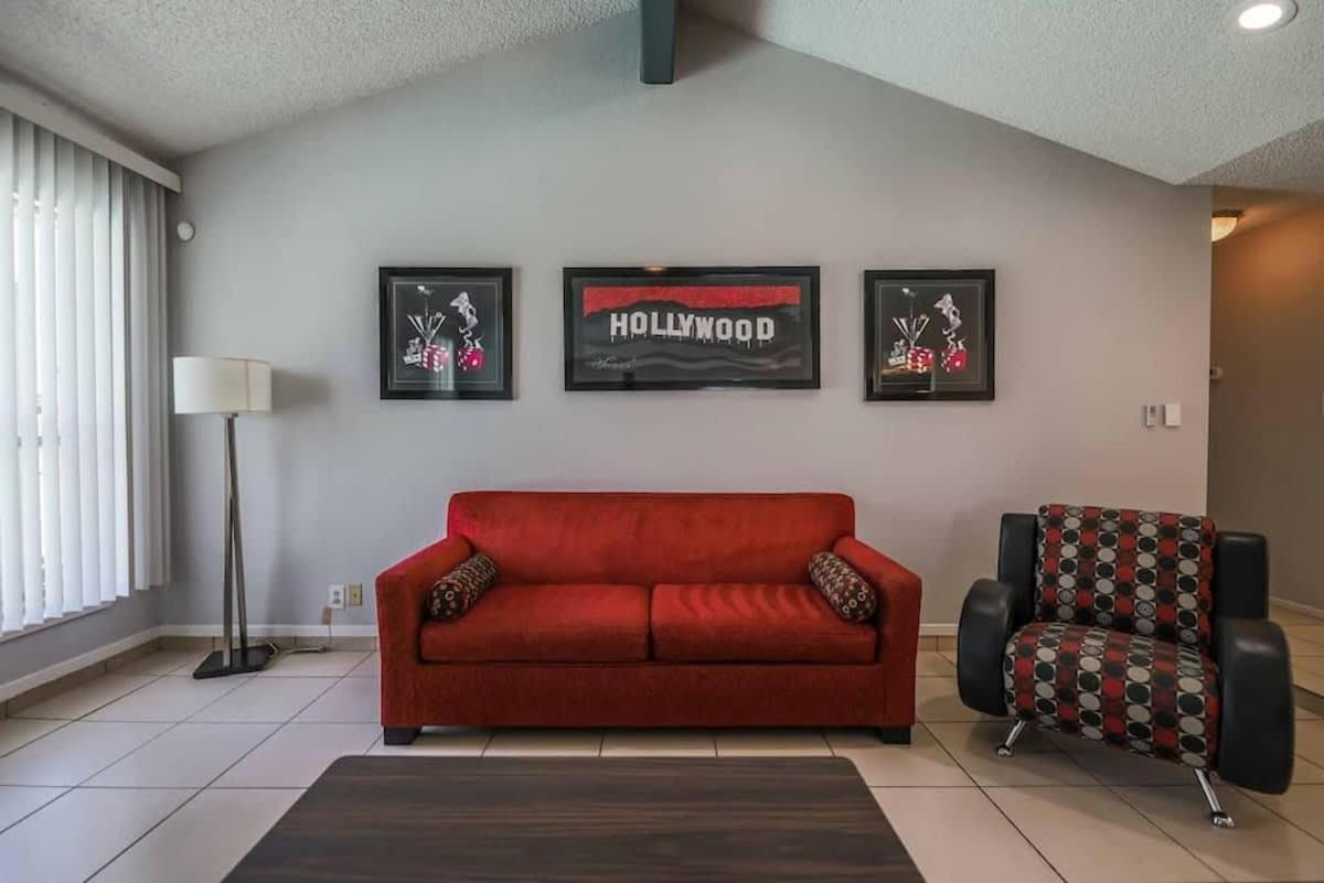 Gorgeous Escape With A Pool In Fabulous Vegas * Las Vegas