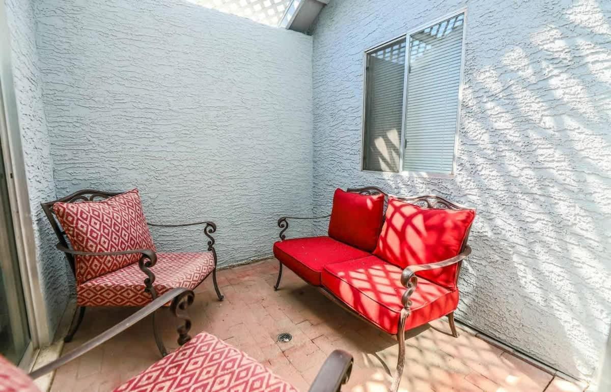Vegas Living Gorgeous With Pool Near The Strip Ferienhaus *