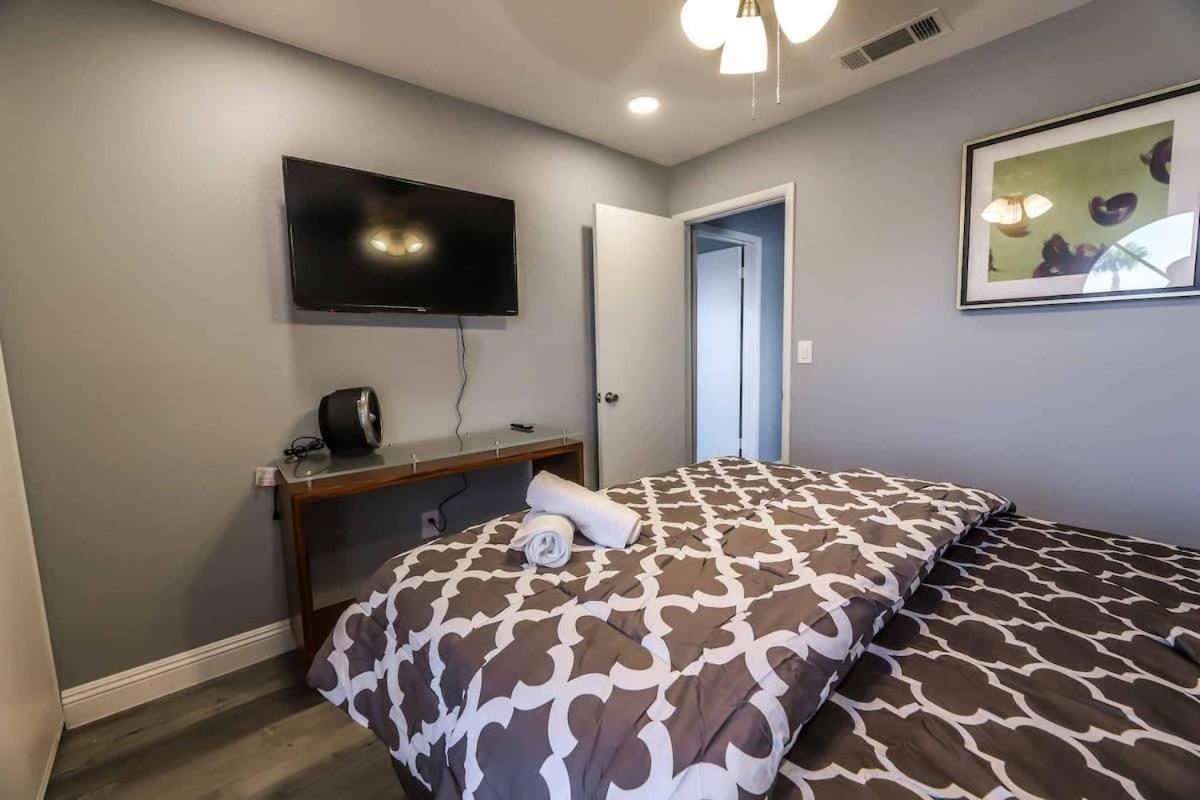 Ferienhaus Vegas Living Gorgeous With Pool Near The Strip Las Vegas
