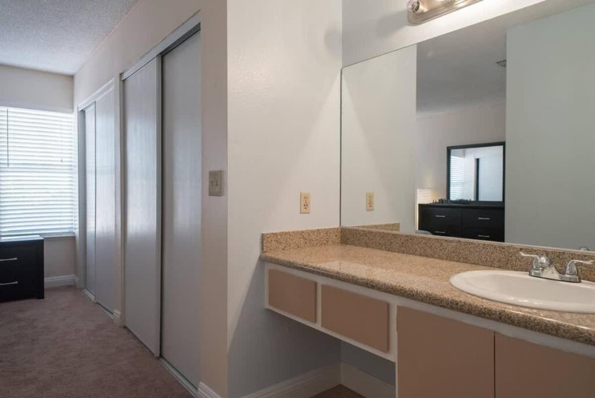 Family-friendly Close To The Strip * Las Vegas