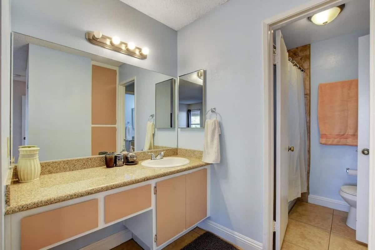 Family-friendly Close To The Strip *