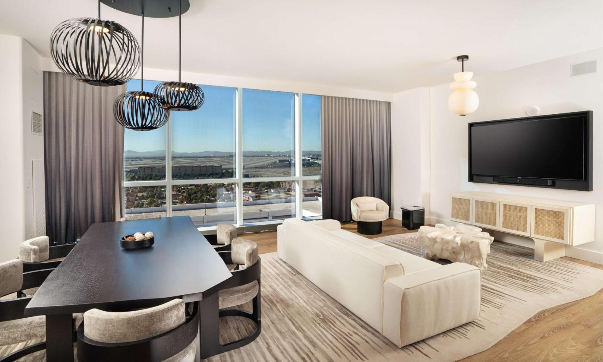 Station touristique Virgin Las Vegas, Curio Collection By Hilton