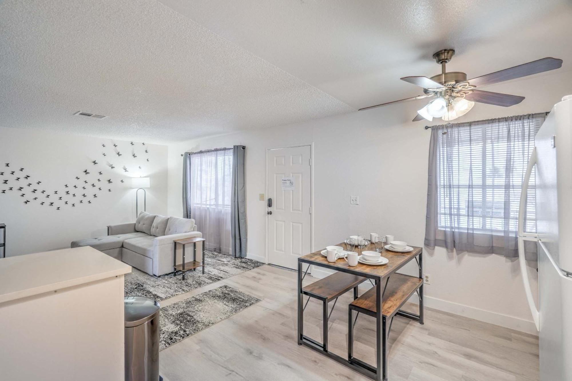 Holiday home Stylish Near Vegas Strip! Sleeps 6! *