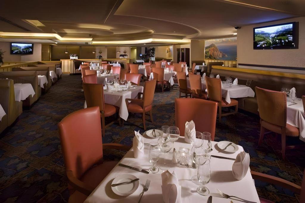 Hotel El Cortez & Casino - 21 And Over Only (adults Only) 3*