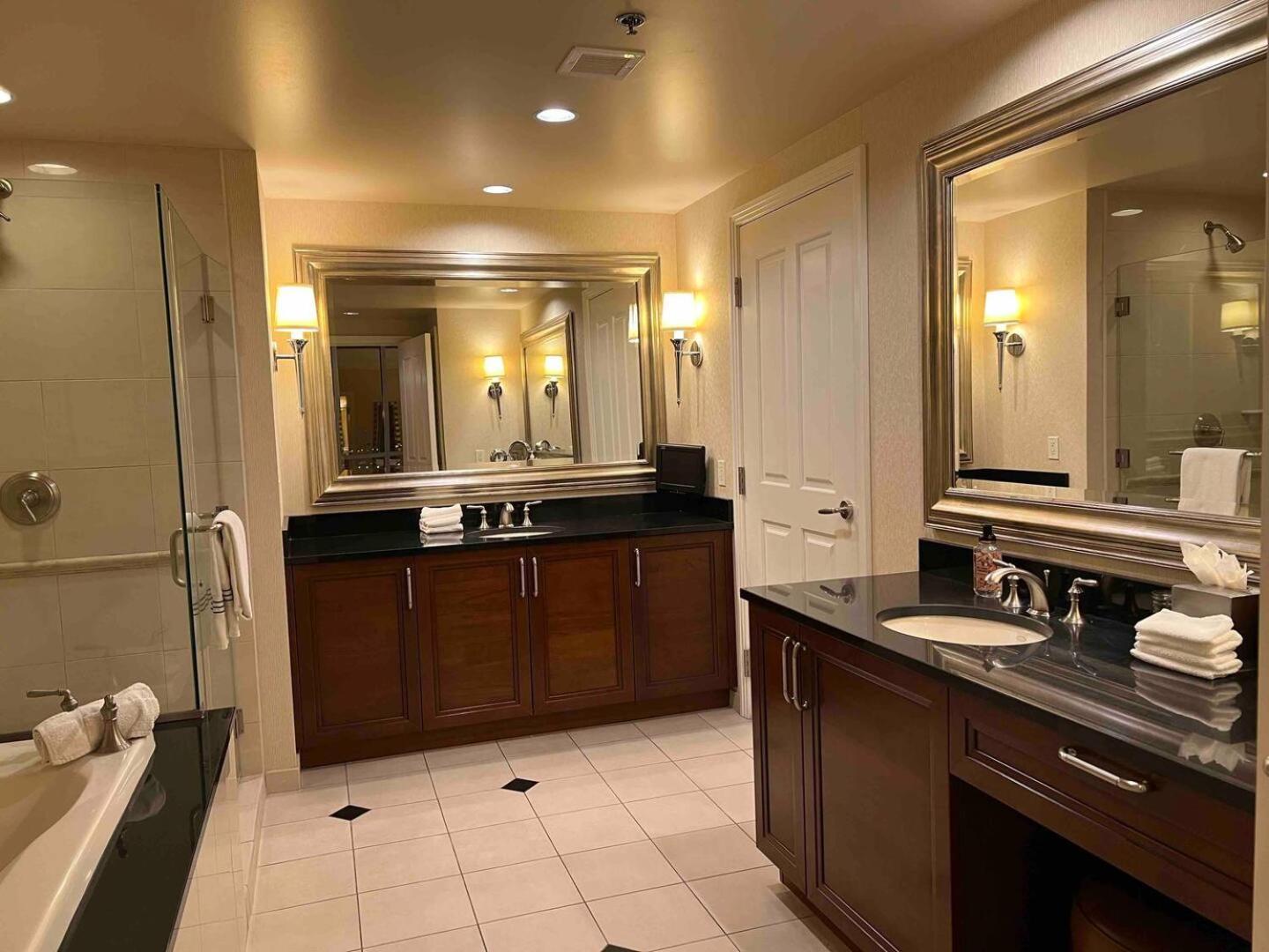 Mgm 1 Bedroom Balcony And Or Luxury