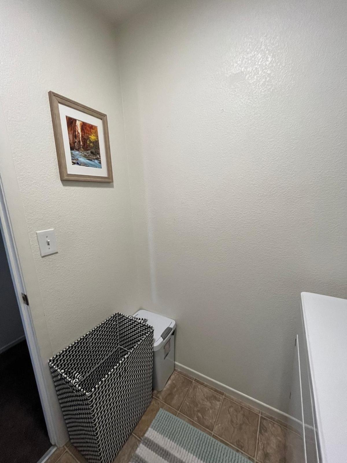 Beautiful 2 Story 20 Minutes From The Strip