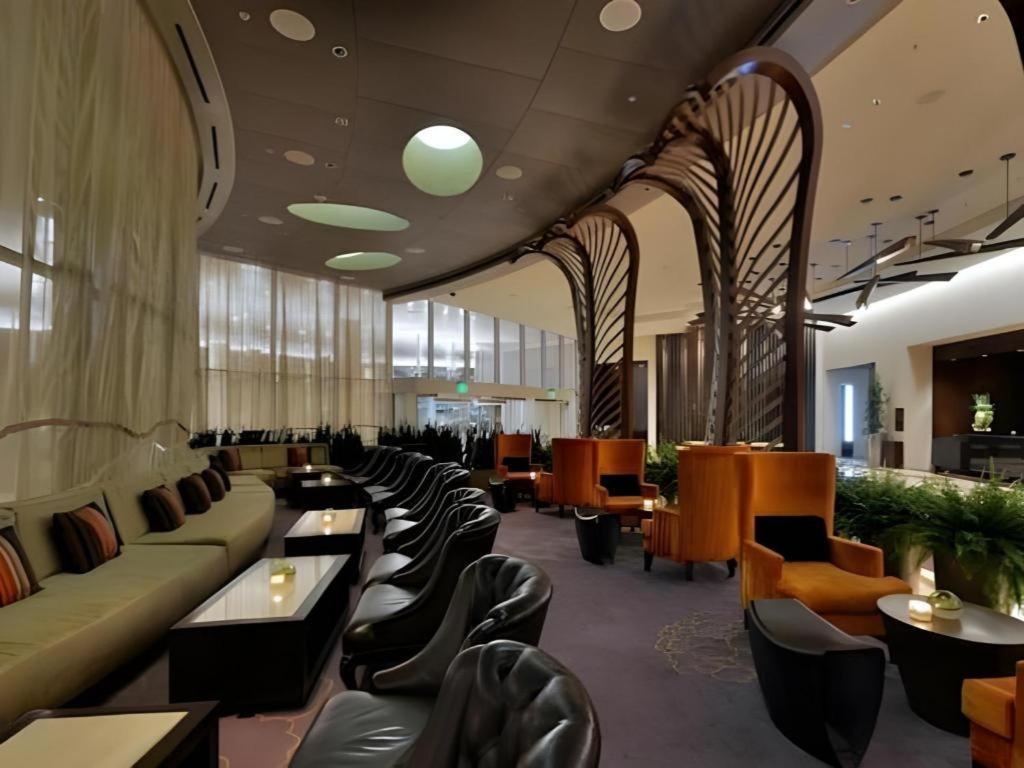 Luxury International By Vdara